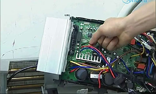 乌马河美的空调电话是多少